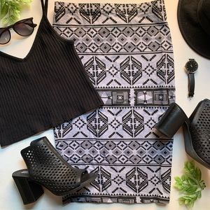 NWOT FOREVER 21 Pencil Skirt